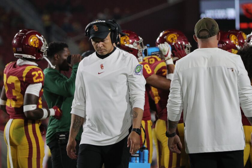 LOS ANGELES, CA - SEPTEMBER 25, 2021: USC Trojans head coach Donte Williams in the closing moments of the Trojans 45-27 loss to Oregon State at the Coliseum on September 25, 2021 in Los Angeles, California. (Gina Ferazzi / Los Angeles Times)