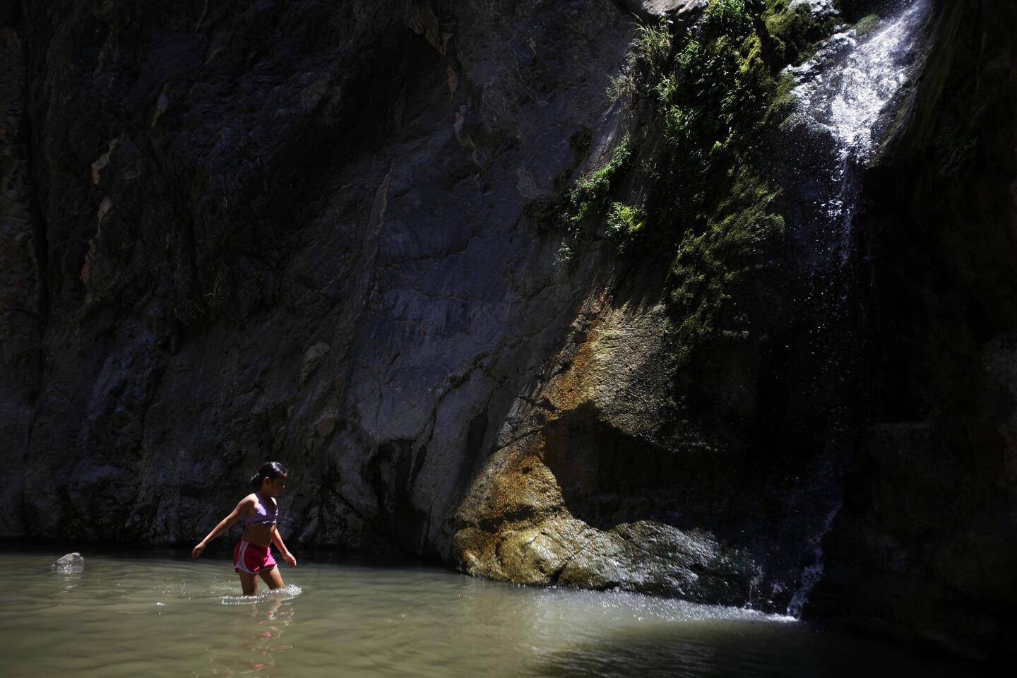 Eaton Canyon Falls