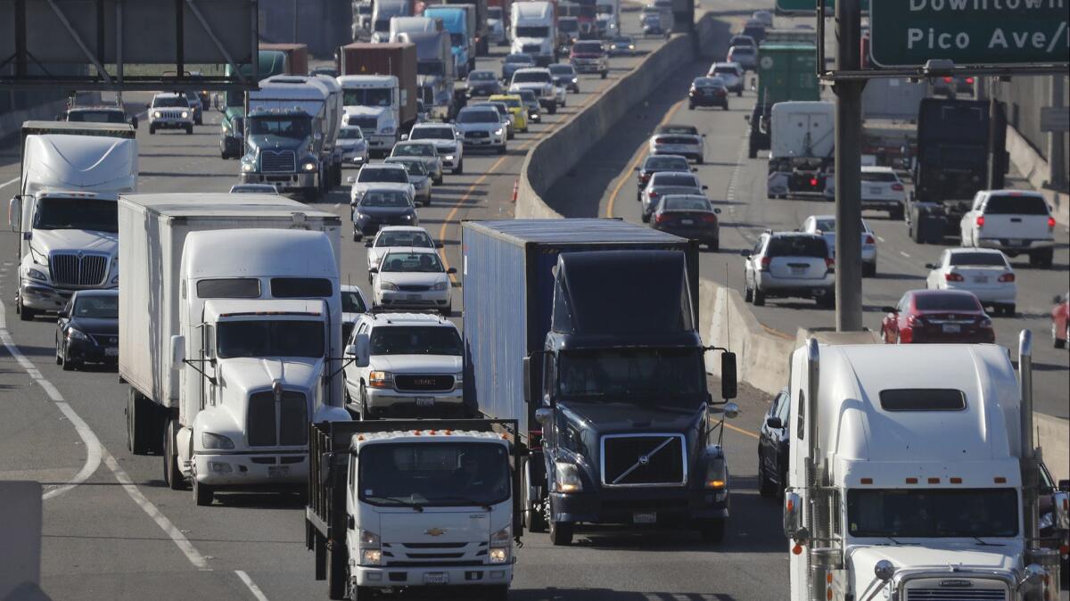 You may take a vacation; traffic doesn't. Worst time to leave L.A. for Memorial Day? Between 3:30 and 5:30 p.m. on May 25, AAA and Inrix say.