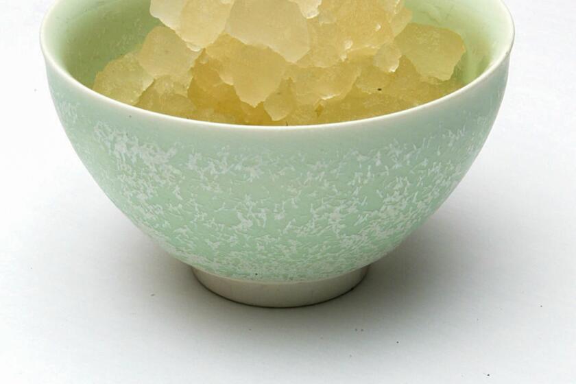Jasmine tea ice in a bowl.