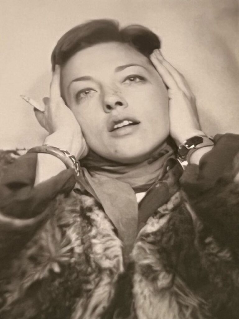 L.A. artist and performer Carole Caroompas dies at 76 Los Angeles Times