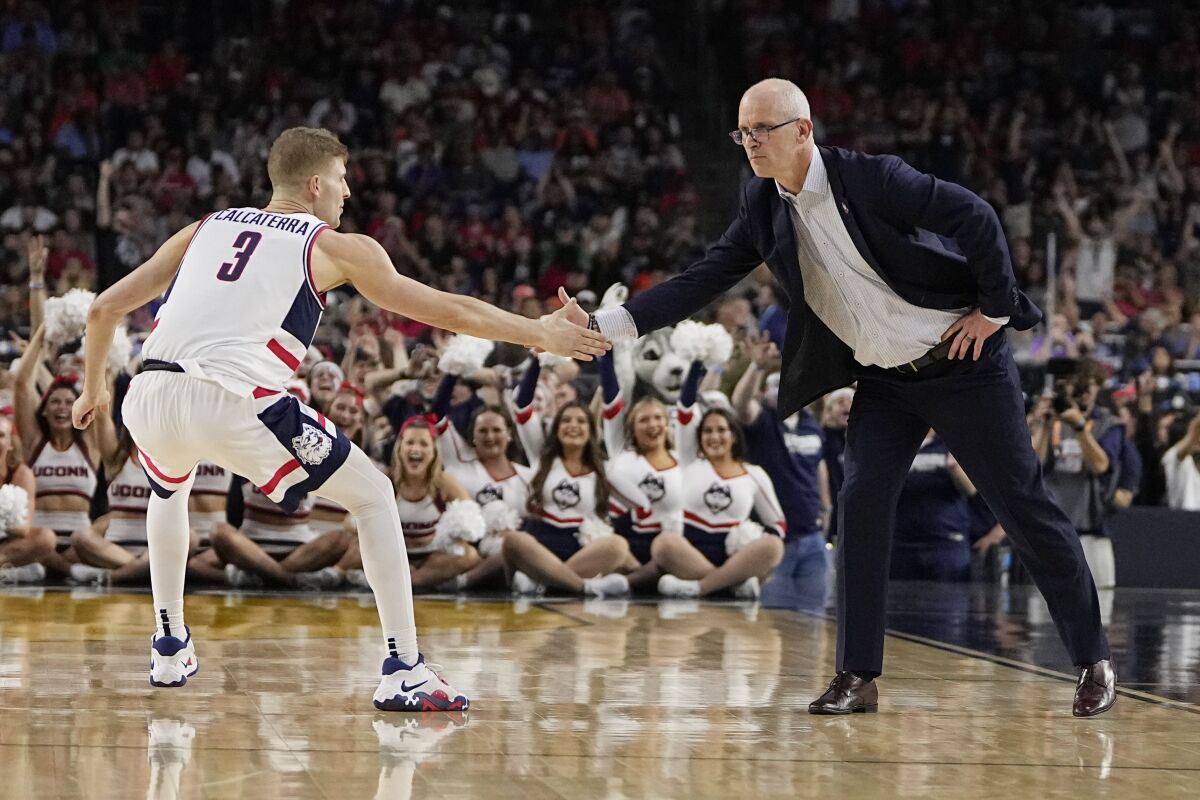 UConn's Dan Hurley adding to storied family legacy - The San Diego  Union-Tribune