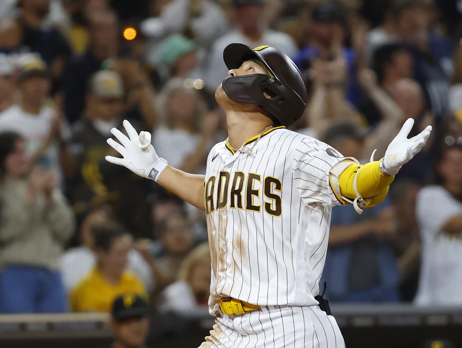 Padres Highlights: Analyst Breaks Down How Ha Seong-Kim Has Become of the  MLB's Best Players - Sports Illustrated Inside The Padres News, Analysis  and More