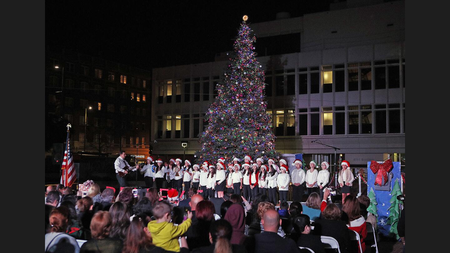 Photo Gallery: Annual Glendale holiday tree lighting