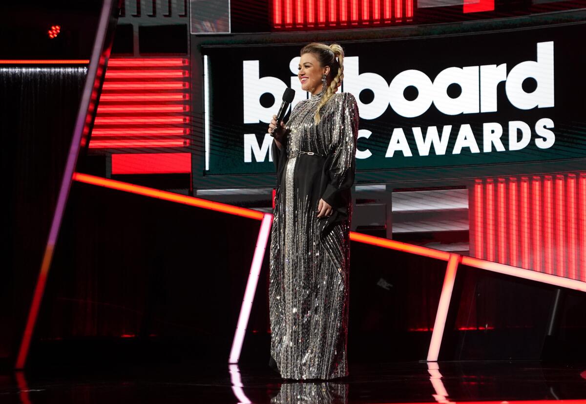 Kelly Clarkson at the 2020 Billboard Music Awards.