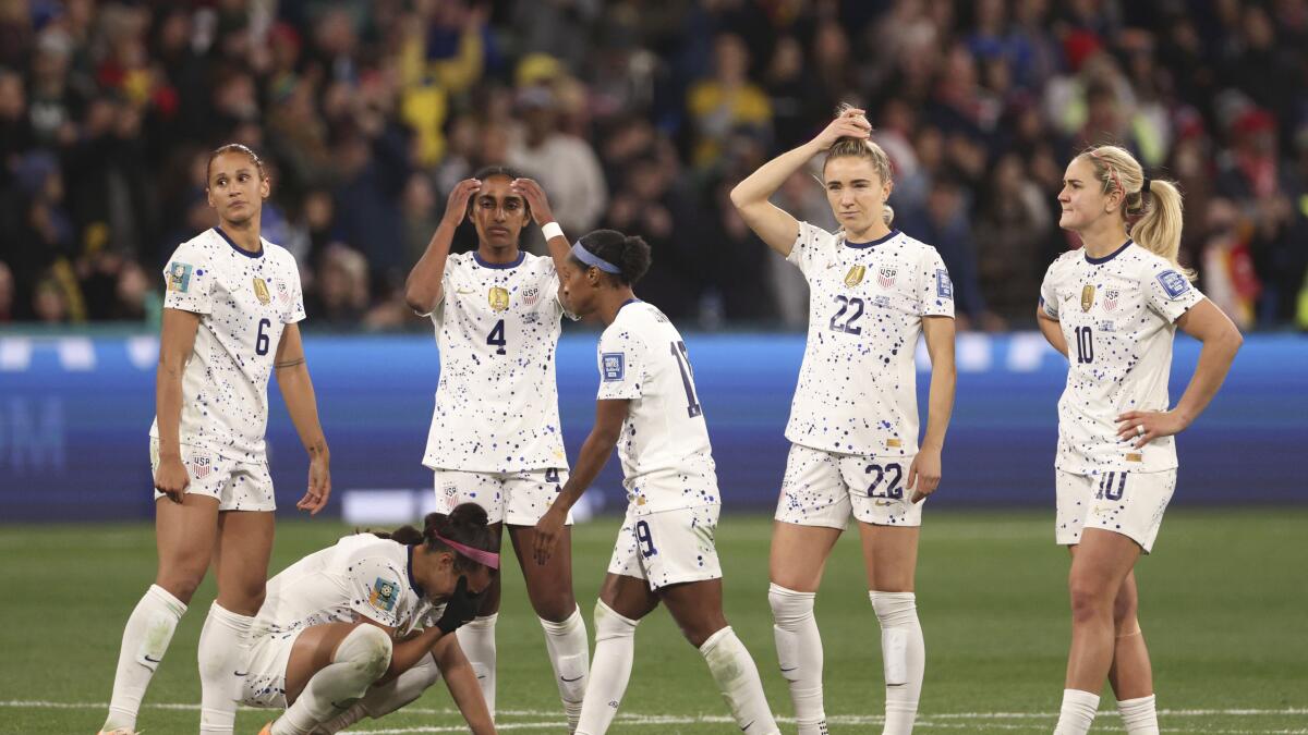 Mark Zeigler: What went wrong with the U.S. women's soccer team
