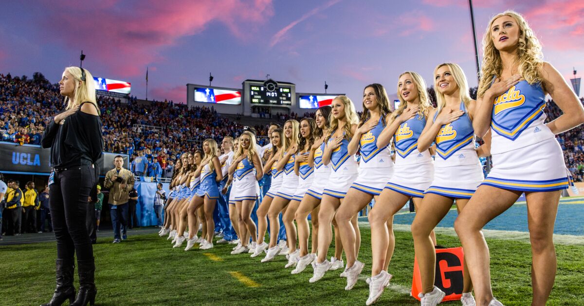 ucla cheerleaders official site