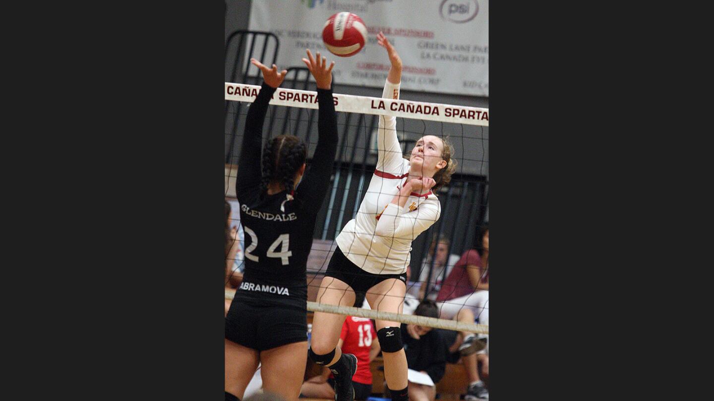 Photo Gallery: La Cañada vs. Glendale in non-league girls' volleyball