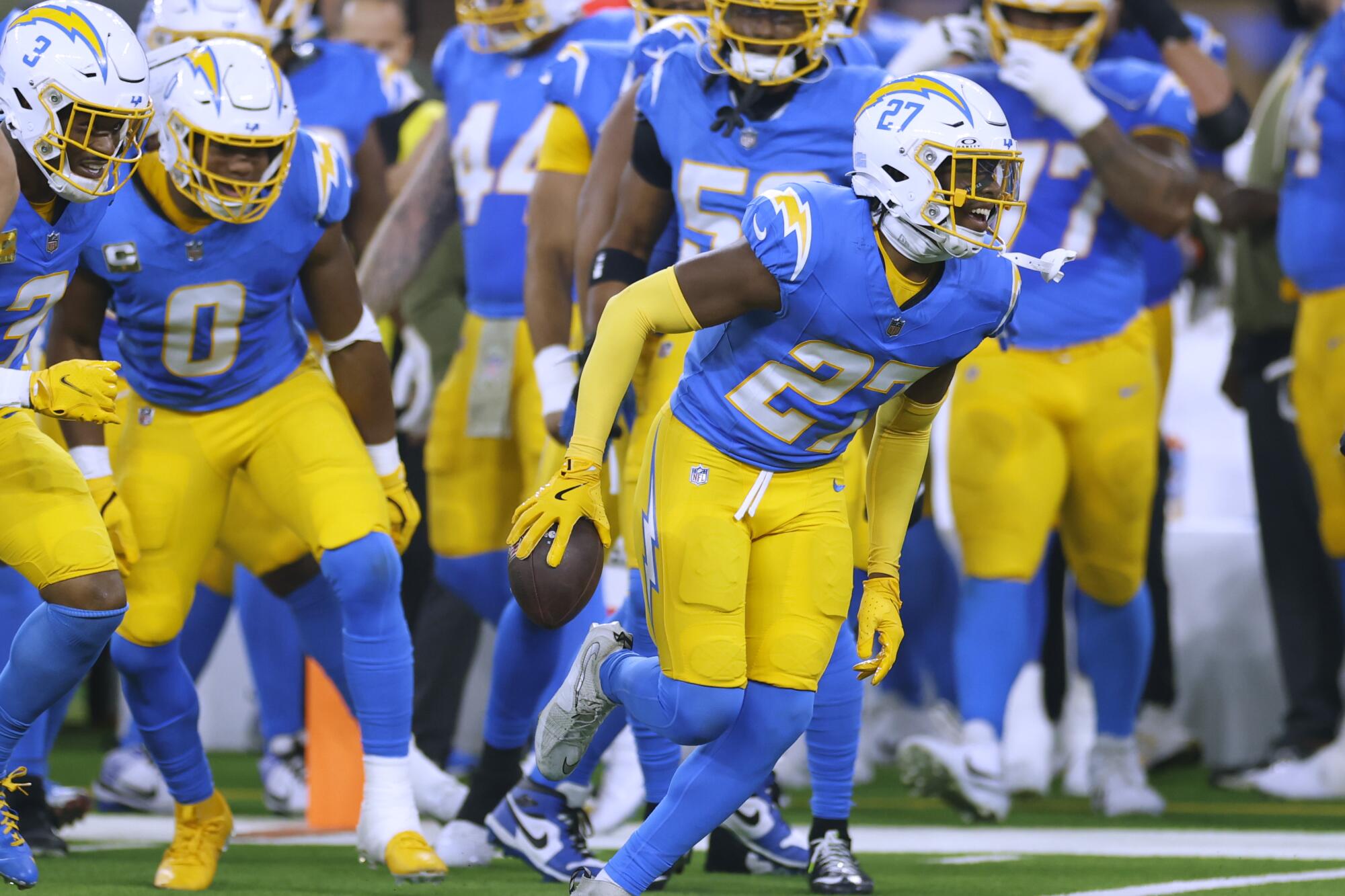 RJ Mickens and Nikko Reed proving to be Chargers game-changers - Los ...
