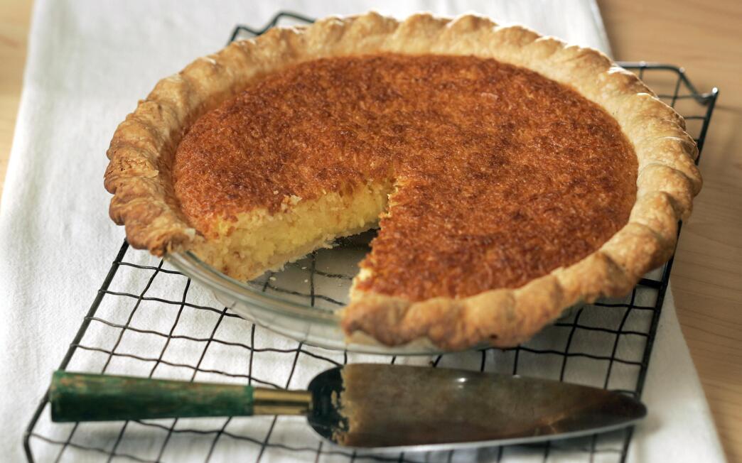 Golden Lamb Inn S Old Fashioned Coconut Pie Recipe Los Angeles Times