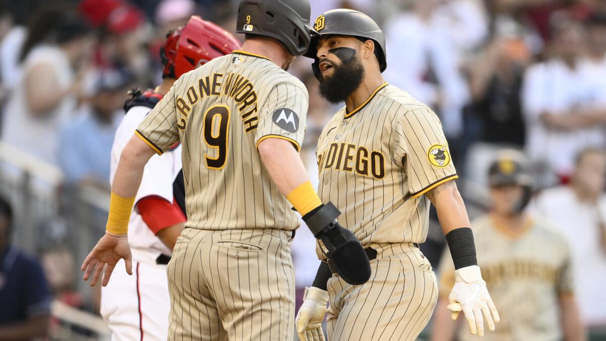 What happened to Ha-Seong Kim? Padres infielder exits game vs Nationals  early