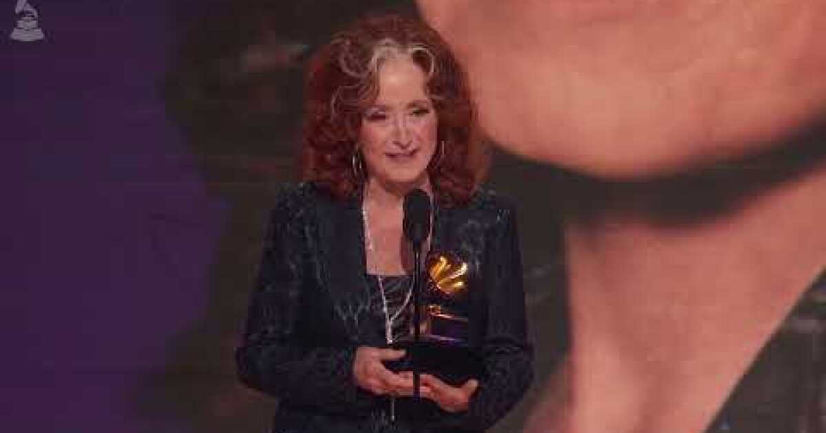 BONNIE RAITT Wins Song Of The Year For “JUST LIKE THAT” 2023 GRAMMYs