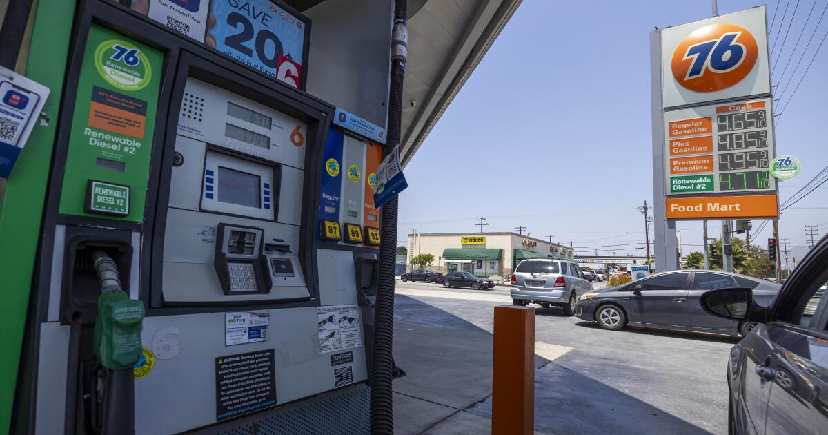 Newsom Proposes Fuel Reserve Mandate in California