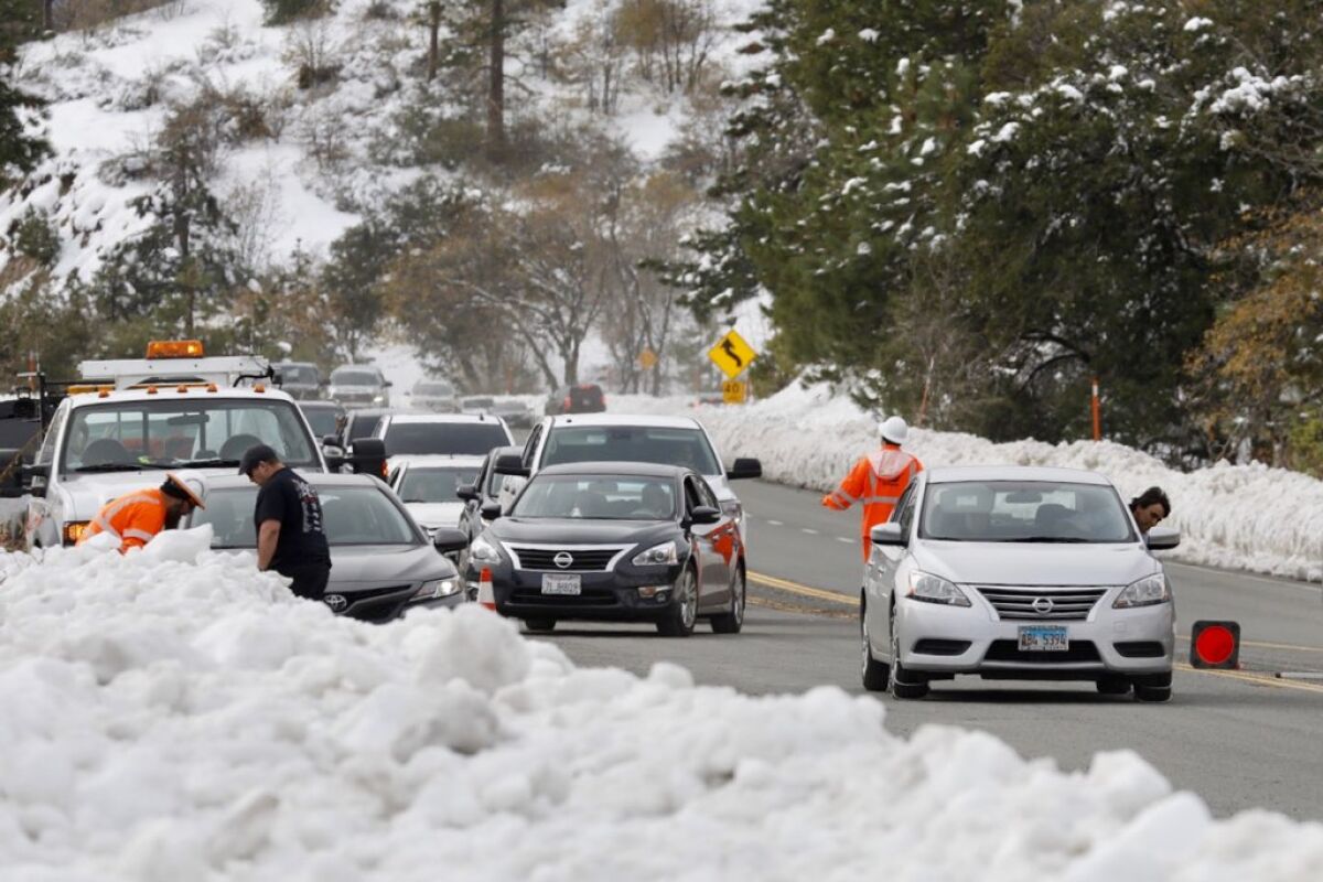 Bear puede disfrutar de la nieve a un de su casa - Los Angeles Times