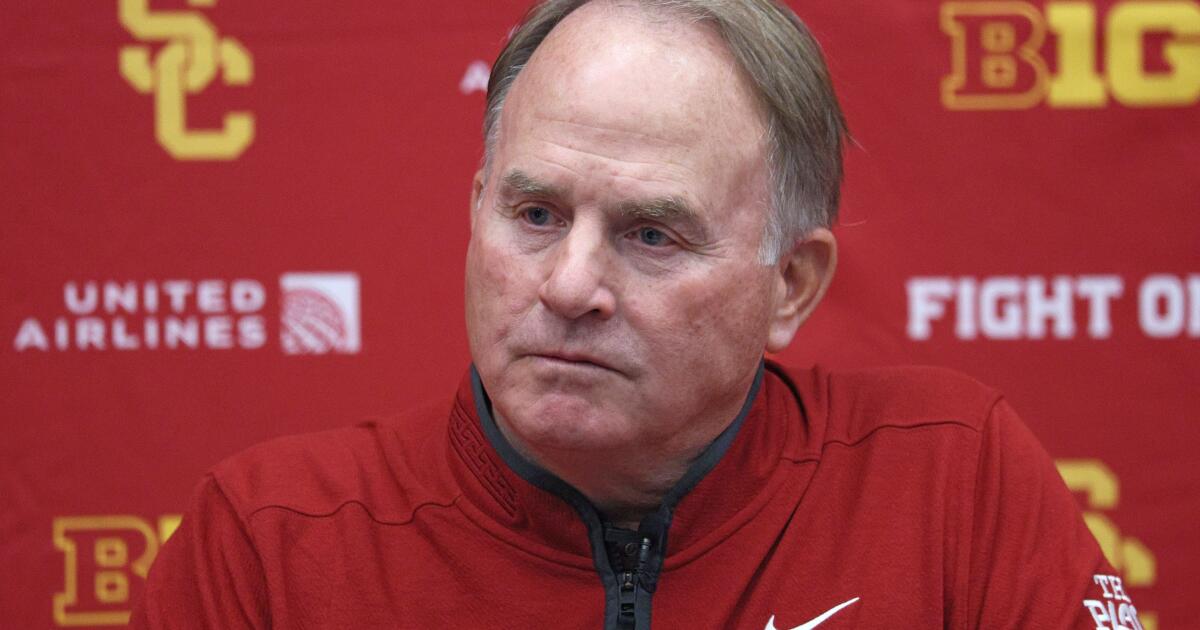 O novo coordenador defensivo da USC, Gary Patterson, descreve sua visão para a defesa dos Trojans