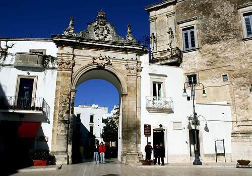 The arch of St. Antonio, built in the14th century and rebuilt in the 18th, signifies entree into the town of Martina Franca, in Italy's Puglia region.