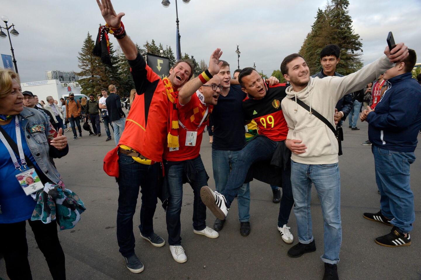 FBL-WC-2018-MATCH61-FRA-BEL-FANS