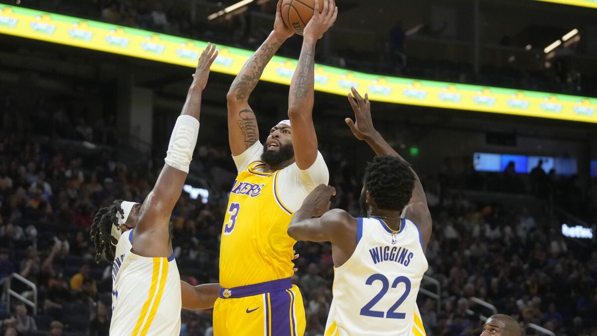 Without LeBron, Davis, Reaves, the Lakers, led by D'Angelo Russell, Get  Preseason Win Over Kings. 