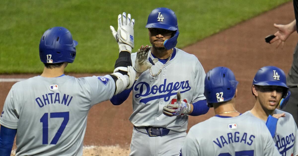 Mookie Betts breaks out of slump — and quiets workload 'narrative' — in Dodgers' win