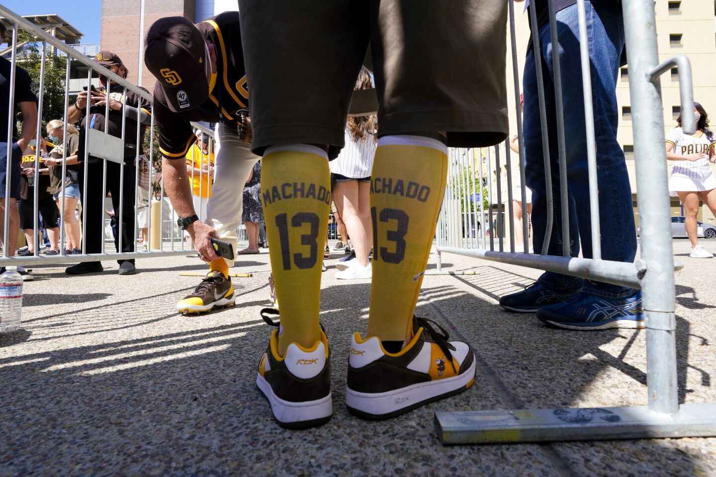 745283-SD-SP-PADRES-OPENING-DAY_NCC-003.jpg