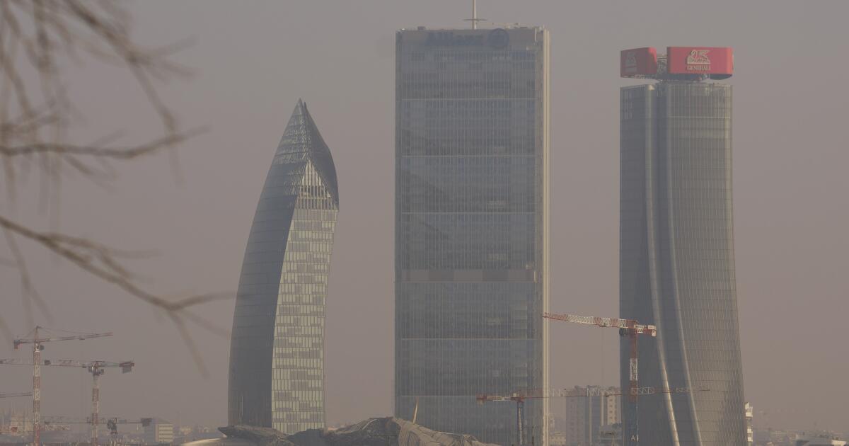 Italia: Milano impone misure antinquinamento a causa della scarsa qualità dell’aria