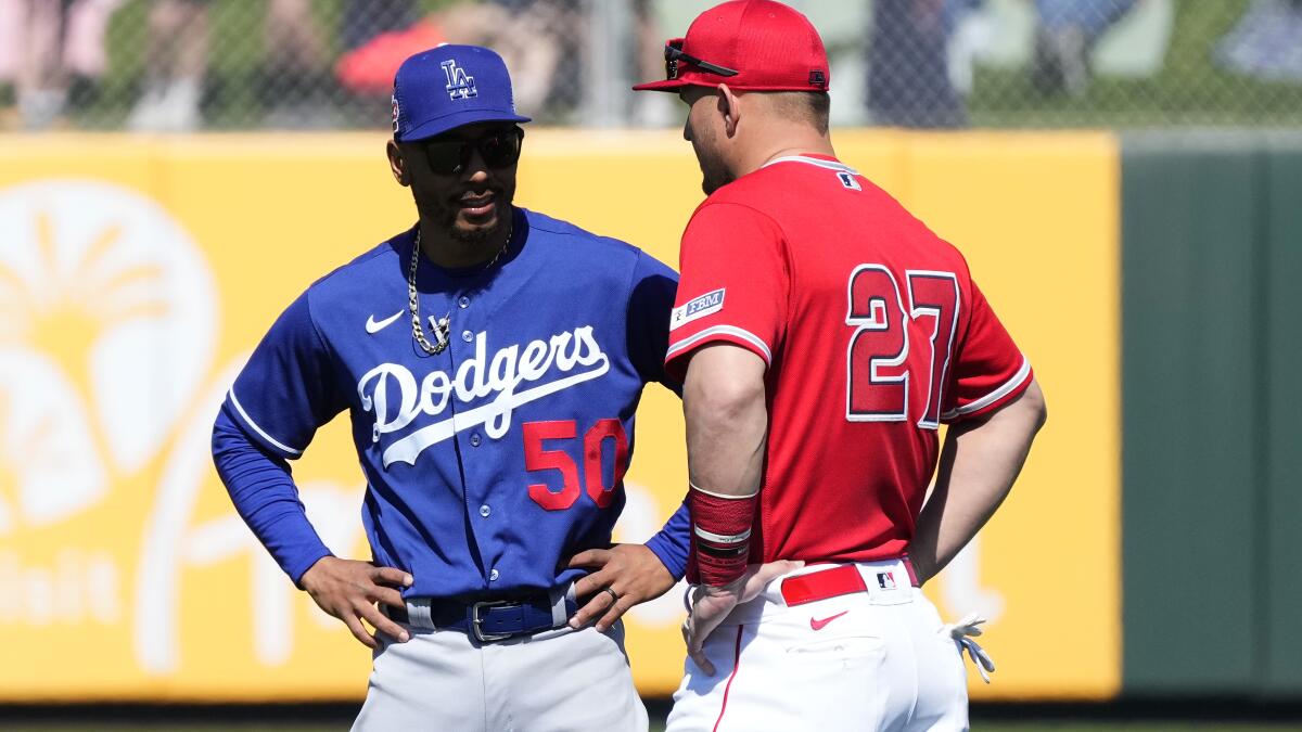 Dodgers' Chris Taylor's swing still 'out of whack' this spring