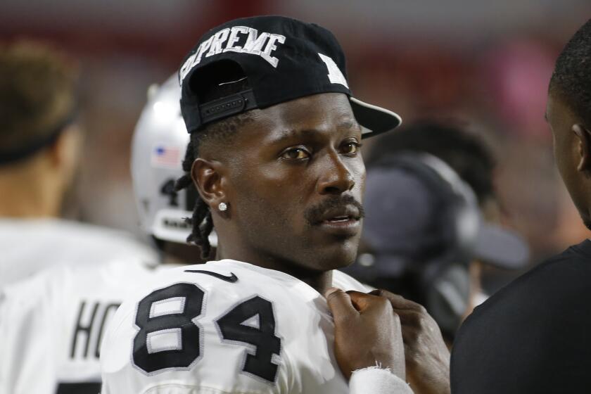 Oakland Raiders wide receiver Antonio Brown (84) during an an NFL preseason football game against the Arizona Cardinals, Thursday, Aug. 15, 2019, in Glendale, Ariz. The Raiders won 33-26. (AP Photo/Rick Scuteri)