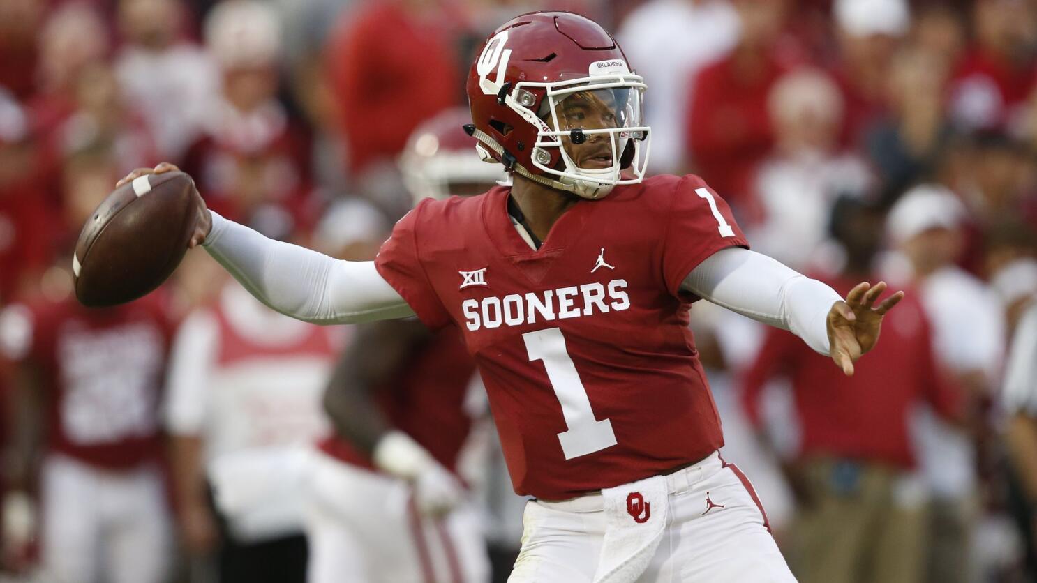 College football: Oklahoma quarterback Kyler Murray is named the AP Player  of the Year - Los Angeles Times