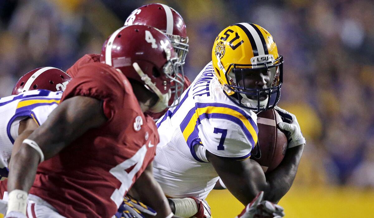 LSU running back Leonard Fournette (7) carries the football in the first half game against Alabama on Nov. 8, 2014.