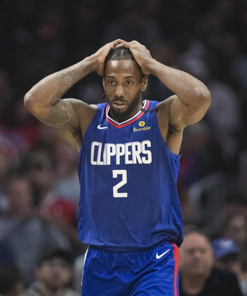 Clippers forward Kawhi Leonard shows his frustration during a 140-114 loss to the Memphis Grizzlies at Staples Center.