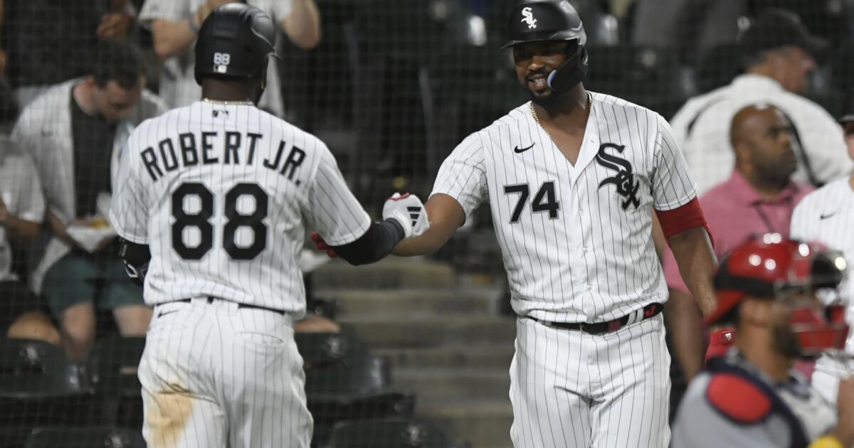 Luis Robert Jr. hits 26th homer, White Sox rally past Cardinals 8