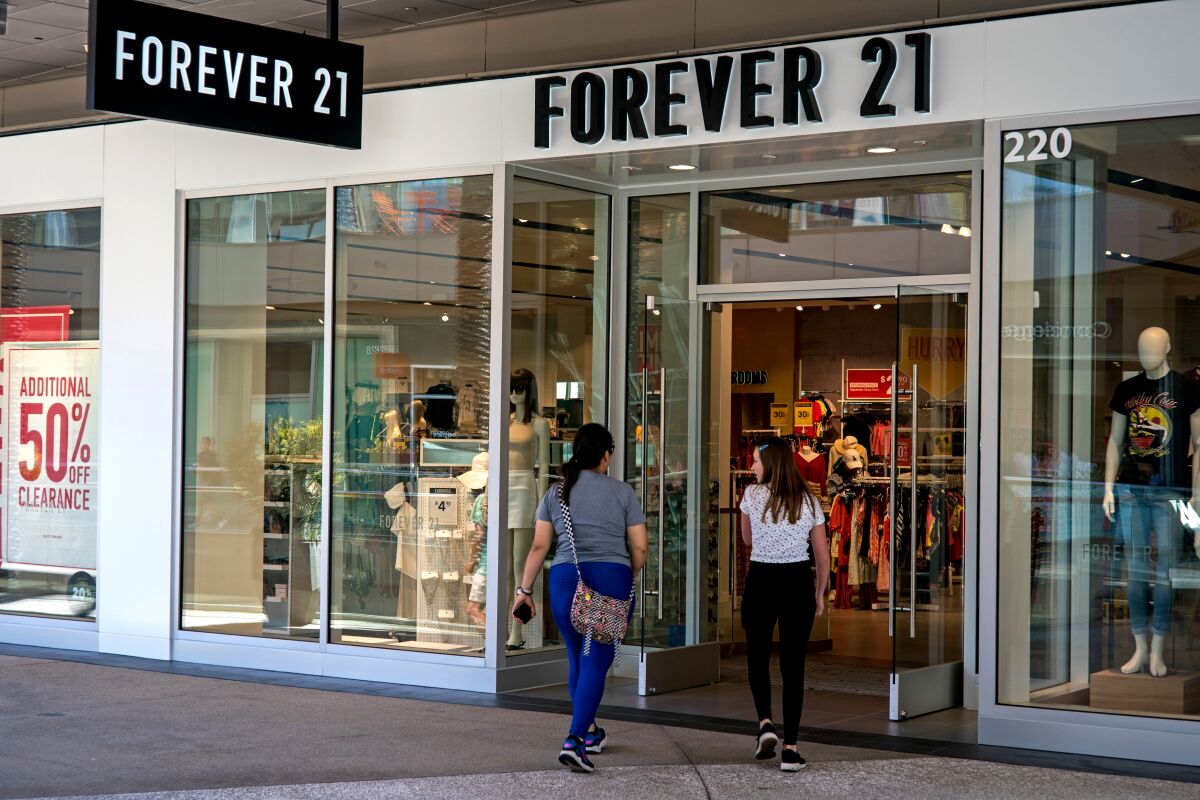 Forever 21 store at Santa Monica Place