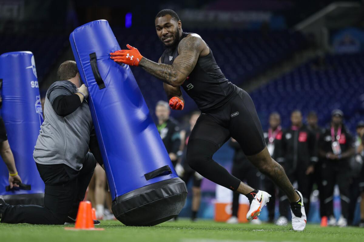 Alabama linebacker Terrell Lewis runs a drill at the NFL football scouting combine.