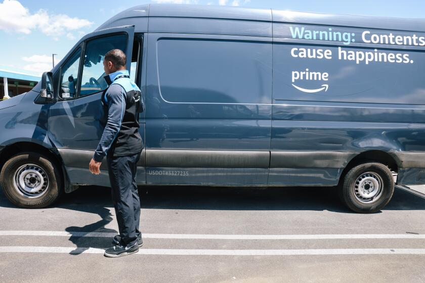 Amazon demands a lot from its drivers. Now they're pushing back - Los ...