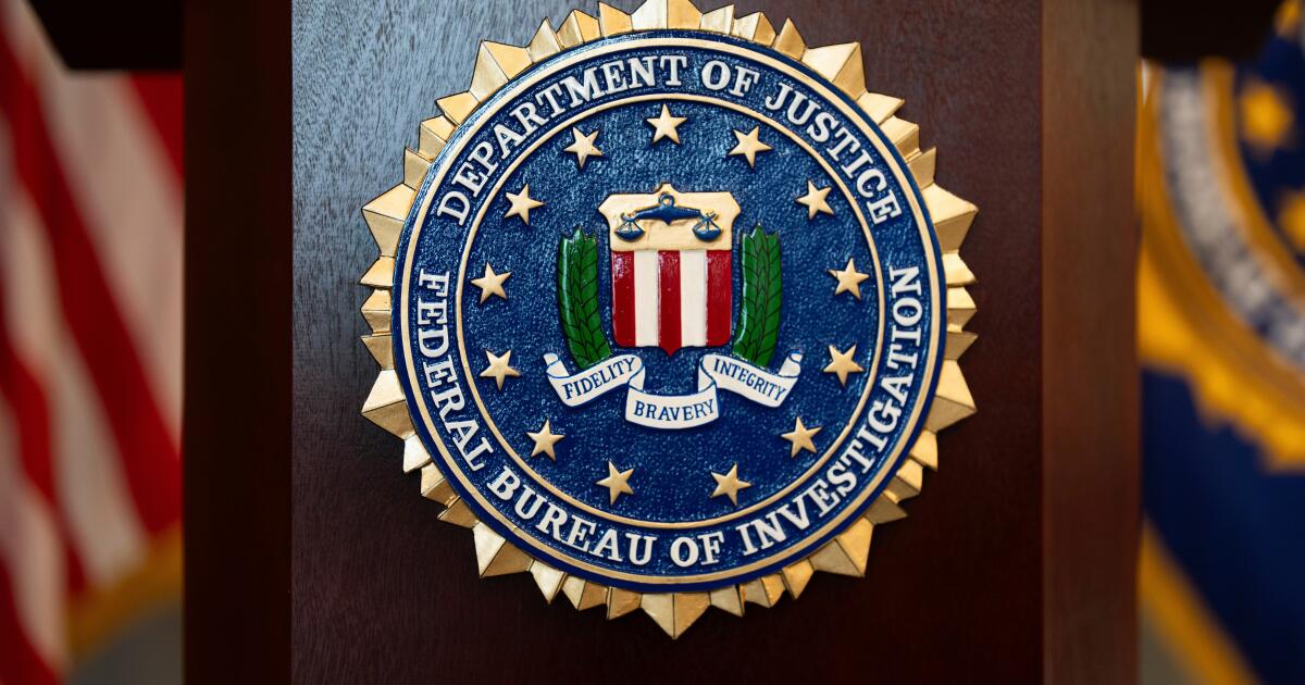 Le FBI offre une récompense de 200 000 $ pour capturer un ancien spécialiste de l’armée de l’air recherché pour espionnage en Iran.