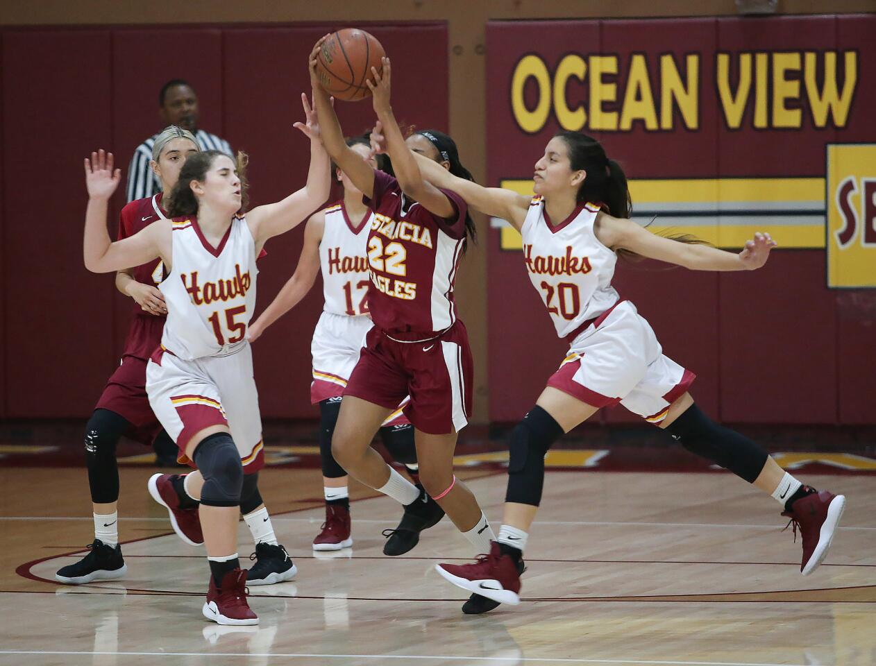 Photo Gallery: Estancia vs. Ocean View in girls’ basketball