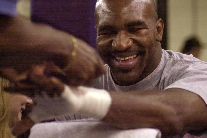 Evander Holyfield will join the Nevada Boxing Hall of Fame in August.