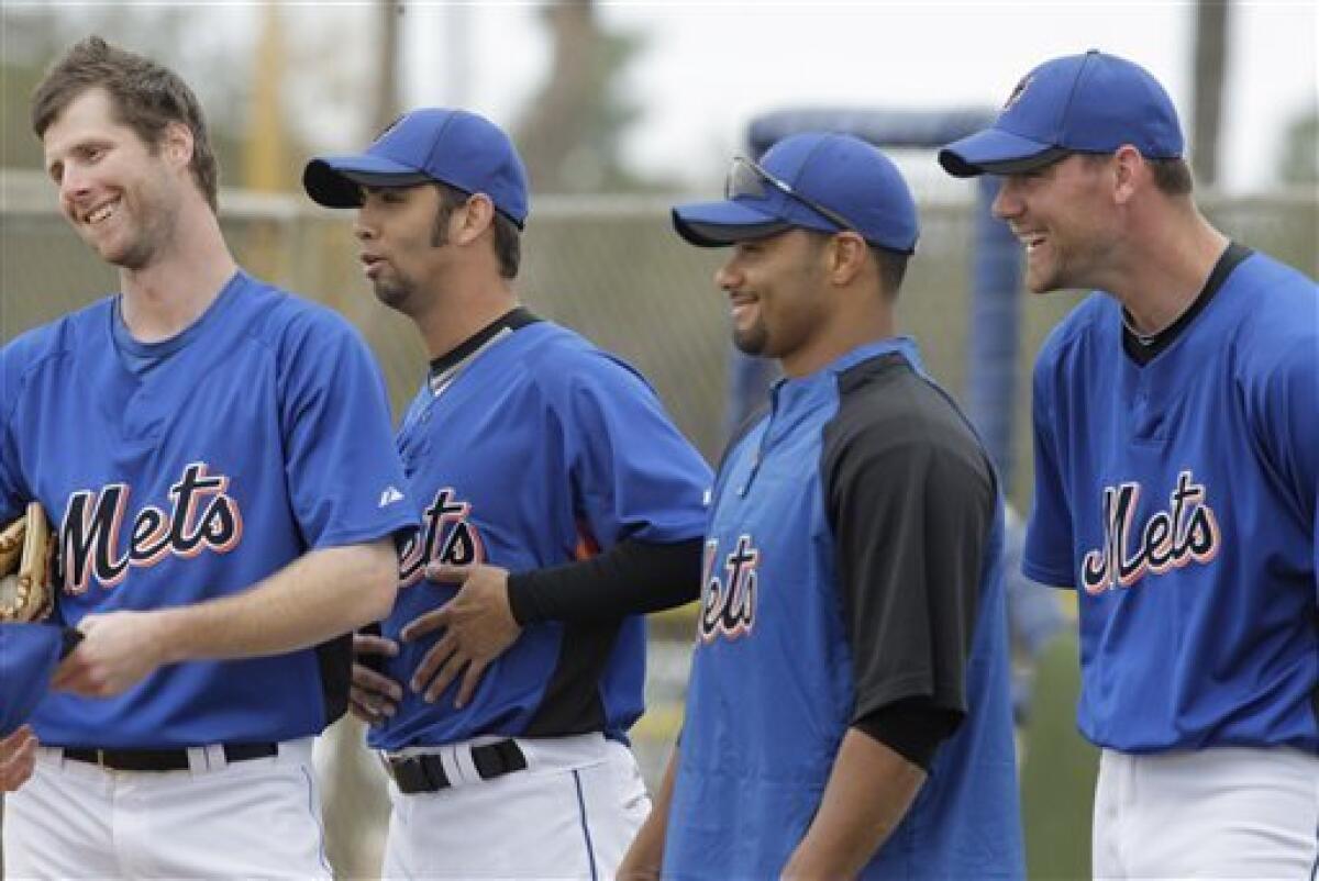 Former Met Nelson Figueroa came out of retirement to start for the