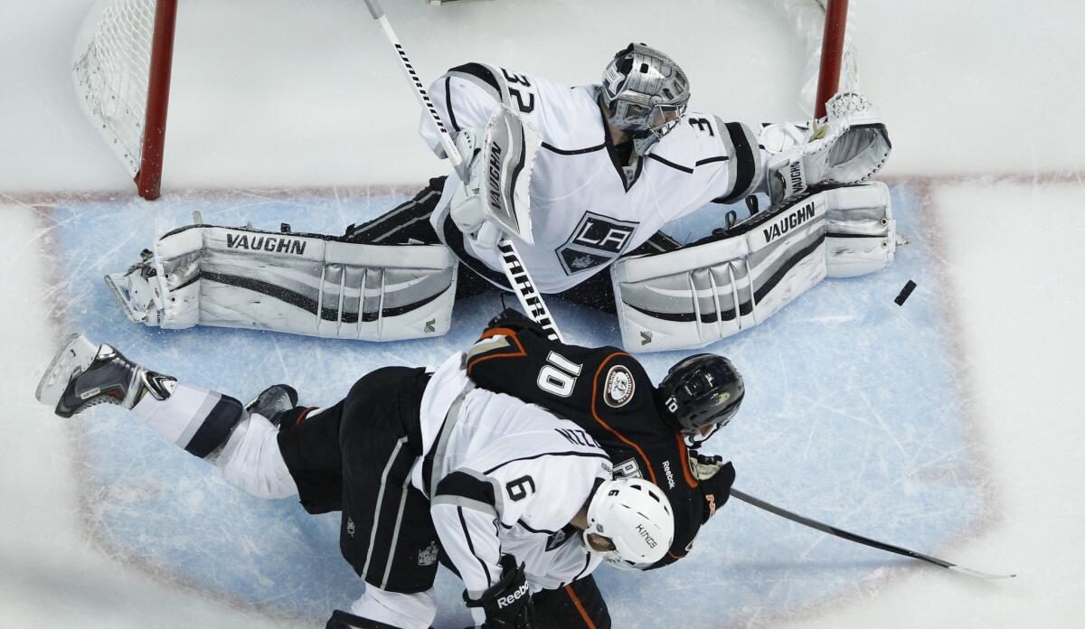 Kings goalie Jonathan Quick could be the difference-maker in the Western Conference finals against Chicago.