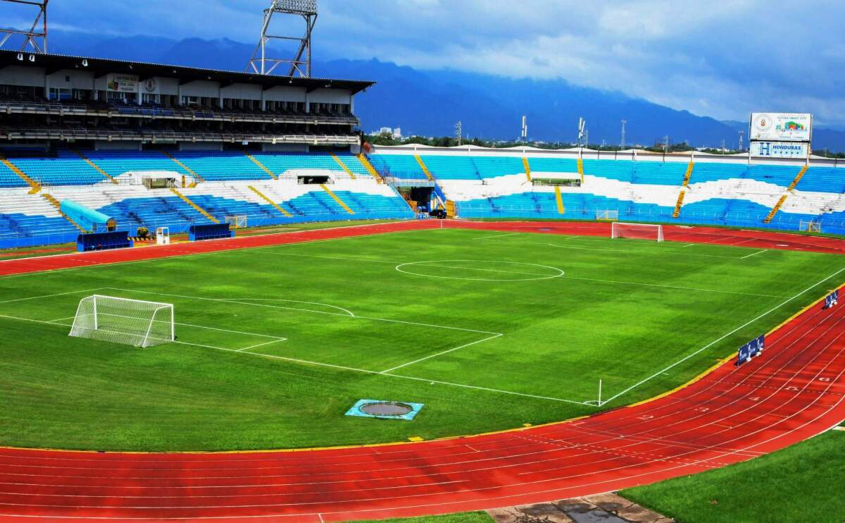 View of the Metropolitan Olympic Stadium in San Pedro Sula, 180 kilometres north of Tegucigalpa on November 5, 2017 where Honduras will face Australia in the first leg football match of their 2018 World Cup qualifying play-off next November 10. Socceroos will arive to a city known for its violent history in the fight against gangs, and where the peace was imposed by military intervention.