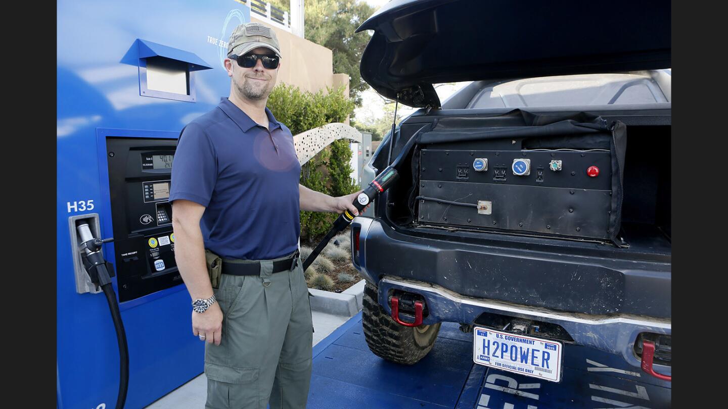 Photo Gallery: US Army shows off prototype hydrogen fuel truck at hydrogen fueling station in La Cañada Flintridge