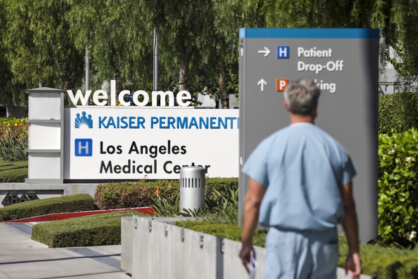  A outdoor sign that says "Welcome. Kaiser Permanente, Los Angeles Medical Center."