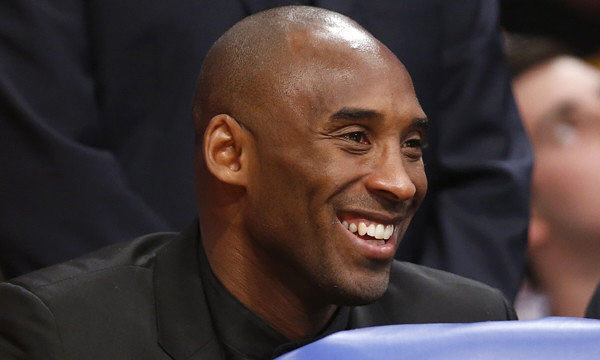 There's still no timetable for Lakers star Kobe Bryant's return to the team, but he does have a new contract.