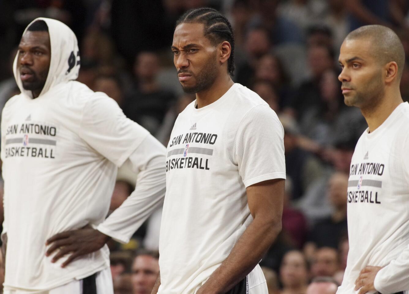 Kawhi Leonard, Tony Parker, Dewayne Dedmon