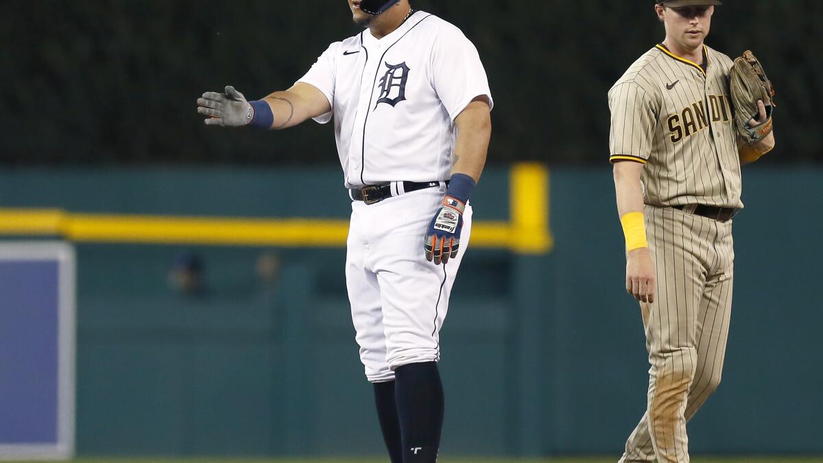 2023 Opponent: San Diego Padres, the Bizarro Reds