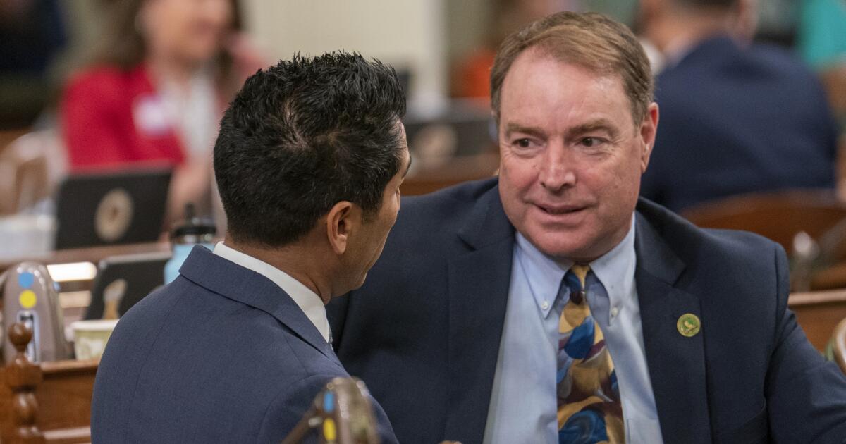 Maak een einde aan de belastingvoordelen voor bedrijven om de bezuinigingen op de federale gezondheidszorg te compenseren