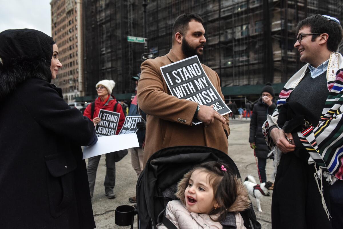 Religious leaders rally in Brooklyn to protest anti-Semitism