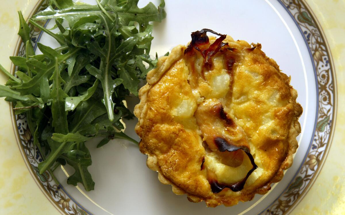 Ham and potato quiche