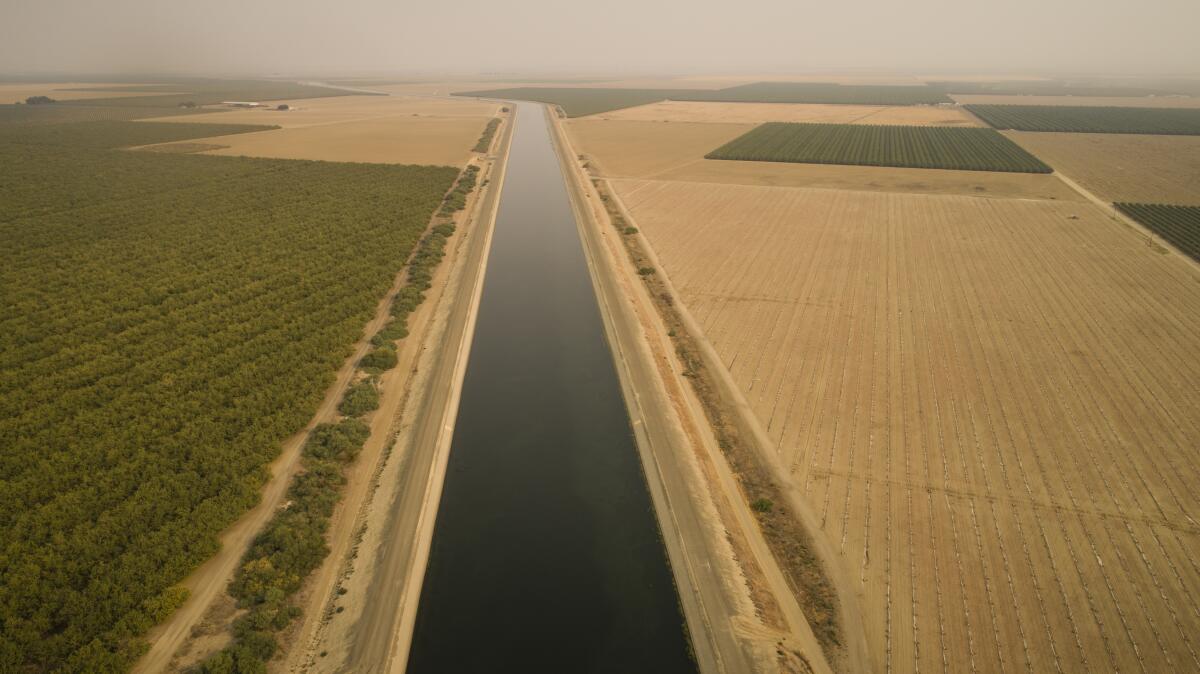  Water flows through a farmland aqueduct