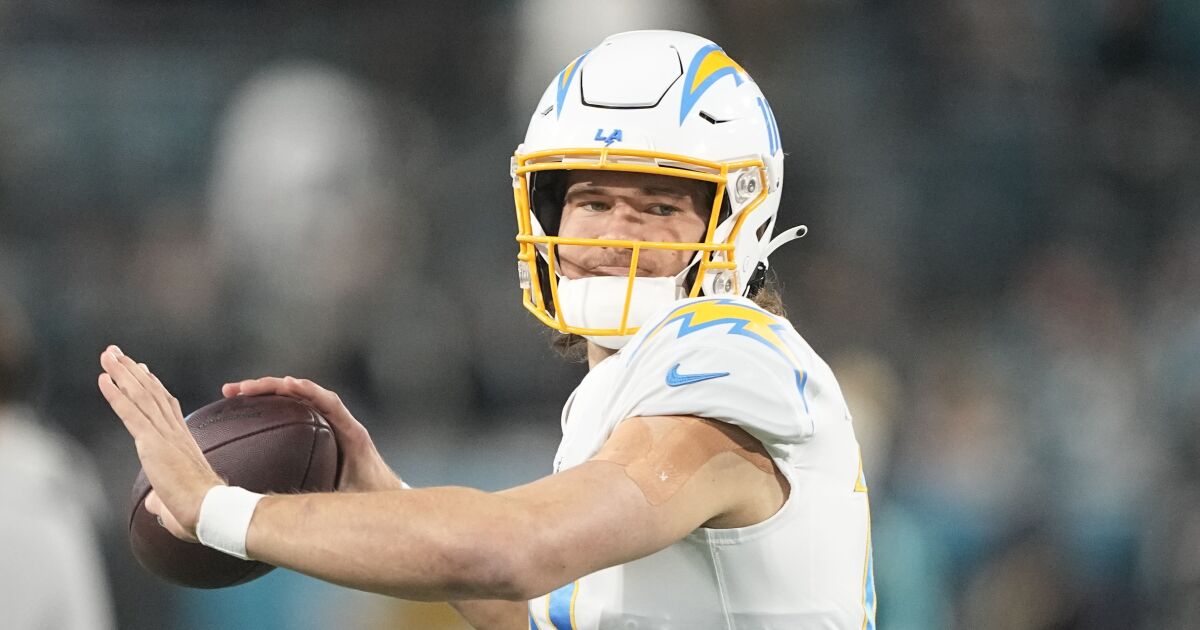 Justin Herbert, Chargers agree on extension to make QB highest paid in NFL